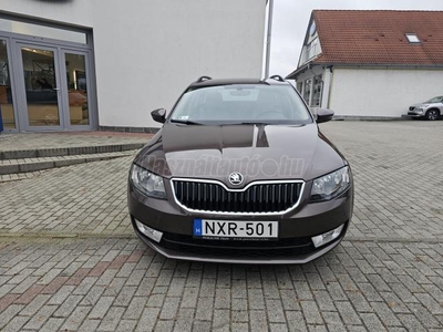 SKODA OCTAVIA 1.4 TSI Style DSG