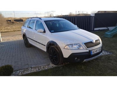 SKODA OCTAVIA Combi 4x4 2.0 TDI Ambiente DPF