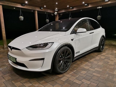 TESLA MODEL X Plaid (Automata) (6 személyes ) Áfás Ár! Magyarországi. Videós hirdetés