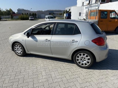 TOYOTA AURIS 1.4 D-4D