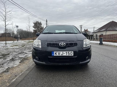 TOYOTA AURIS 1.6 Luna automata + F1 váltó /M-MT/ . 187600 km!!!