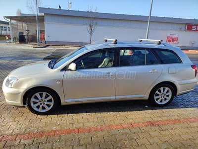 TOYOTA AVENSIS 2.0 D-4D T25