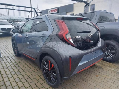 TOYOTA AYGO X 1.0 VVT-i Undercover