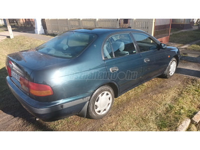 TOYOTA CARINA Carina-E 1.6 XLi