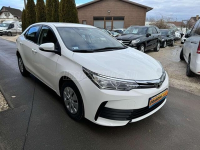 TOYOTA COROLLA Sedan 1.6 Active Trend S.MENTES V.SZ.KÖNYV KLÍMA LED ESP 119E KM