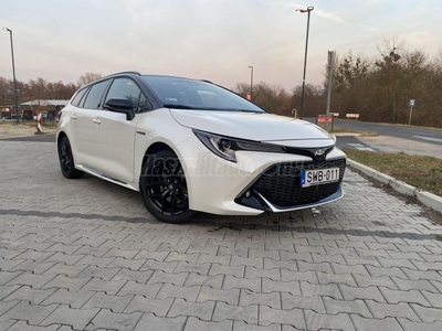 TOYOTA COROLLA Touring Sports 2.0 Hybrid GR-Sport e-CVT