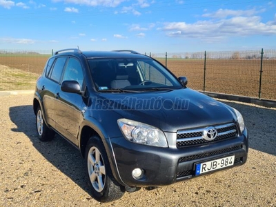 TOYOTA RAV 4 Rav4 2.2 D-4D X Leather