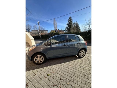 TOYOTA YARIS 1.0 998 Ice 42000 km