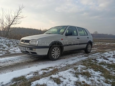 VOLKSWAGEN GOLF III 1.4 CL