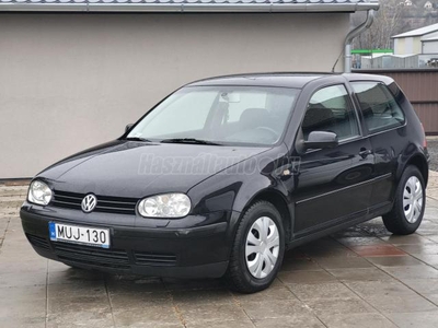 VOLKSWAGEN GOLF IV 1.6 25 év