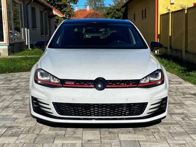 VOLKSWAGEN GOLF VII 2.0 TSI BMT GTI DSG PERFORMANCE 230 LE