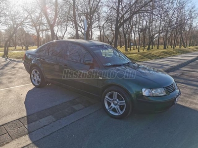 VOLKSWAGEN PASSAT 1.8 5V Comfortline