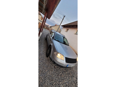 VOLKSWAGEN PASSAT V Variant 1.9 PD TDI