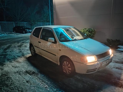 VOLKSWAGEN POLO 1.0 50