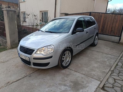 VOLKSWAGEN POLO IV 1.2 65 12V Ice