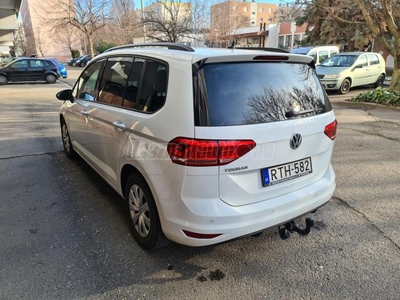 VOLKSWAGEN TOURAN 1.5 TSI ACT Comfortline DSG [7 személy]