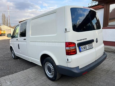 VOLKSWAGEN TRANSPORTER T5 1.9 TDI Mixto 'D.kab'