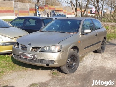 Nissan Almera 1.5 Acenta P1