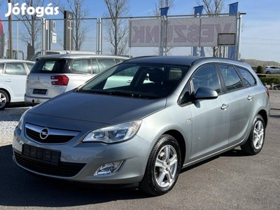 Opel Astra J Sports Tourer 1.7 CDTI Selection