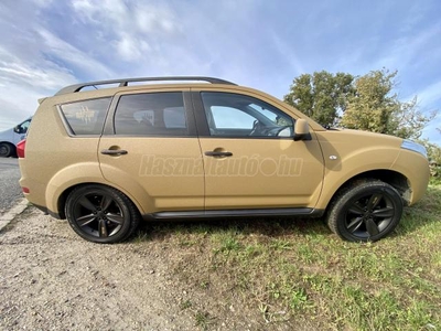 PEUGEOT 4007 2.2 HDi Premium FAP (7 személyes )