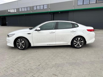 KIA OPTIMA 2.0 CVVT EX Prémium (Automata) gyári új motorral amit a Kia cserélt. ÁFÁ-s!