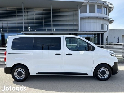 Toyota Proace 1.5 D Combi Professional L1H1 Mag...