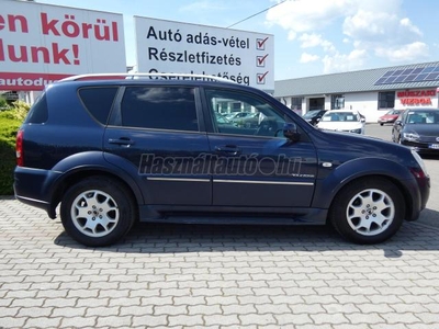 SSANGYONG REXTON 2.7 270 XVT PREMIUM AWD AUT