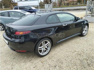 ALFA ROMEO GT 2.0 JTS Blackline