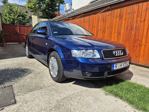 AUDI A4 1.6