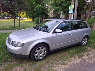 AUDI A4 Avant 2.5 TDI ROZSDAMENTES!