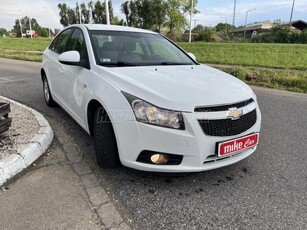 CHEVROLET CRUZE 1.8 LTZ TEMPOMAT! NAGY NAVI! ALUFELNI! KLÍMA! T.RADAR! 8 LÉGZSÁK!