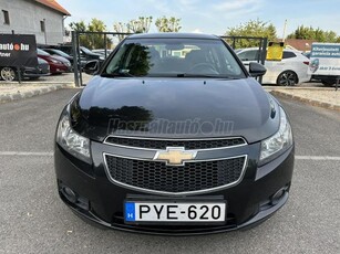 CHEVROLET CRUZE 2.0d LTZ Digitklíma!Tempomat!8kerék!