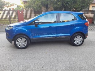 FORD ECOSPORT 1.5 Sigma Trend Magyar Szervizkönyv. Gyönyörű !