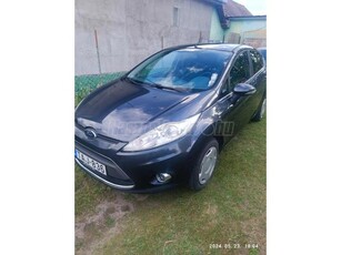 FORD FIESTA 1.6 TDCi DPF Ghia