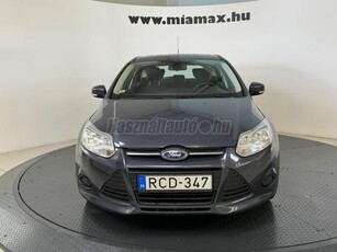 FORD FOCUS 1.0 EcoBoost '99g' Technology Fűthető Ülések és Szélvédő 144.772 km! vezetett szervizkönyves. leinformálható