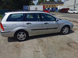 FORD FOCUS 1.4 Ambiente