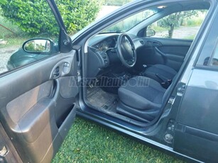 FORD FOCUS 1.4 Ambiente DNW