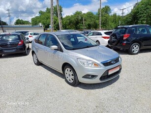 FORD FOCUS 1.6 Fresh Sz.Könyv. 137 000 KM! Eredeti Fény !