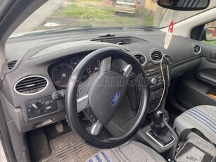 FORD FOCUS 1.6 TDCi Ghia