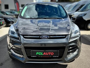 FORD KUGA 2.0 TDCi Titanium Technology MÁRKASZERVIZBEN VEZETETT SZERVIZKÖNYV!!