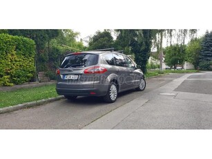 FORD S-MAX 2.0 TDCi Titanium