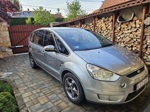 FORD S-MAX 2.0 TDCi Titanium