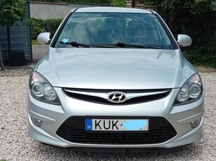 HYUNDAI I30 1.4 DOHC Classic