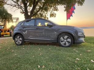 HYUNDAI KONA EV 39kWh Premium Edition