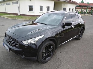 INFINITI FX30d 3.0 V6 S Premium (Automata) Navi.360Kamera.Ülésfűtés-hűtés.Friss szerviz