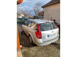 KIA CEE'D 1.4 L