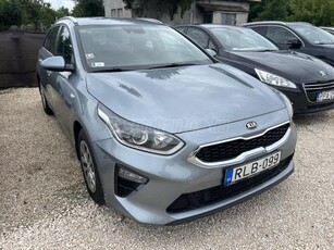 KIA CEE'D Ceed SW 1.6 CRDi LP Silver ÁFÁS! Magyarországi! 1. Tulajdonostól! Végig szervizelt! Gyári fényezésű!