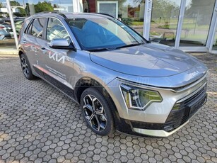 KIA NIRO 1.6 GDI HEV Kryptonite DCT RELAX csomgagos Demó autó