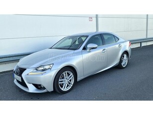 LEXUS IS 300h Comfort&Navigation (Automata) hybrid