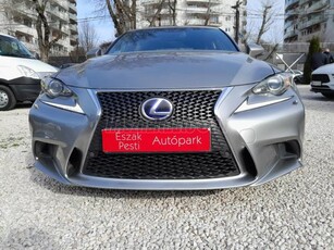 LEXUS IS 300h F-Sport&Safety&Sunroof (Automata) F-SPORT